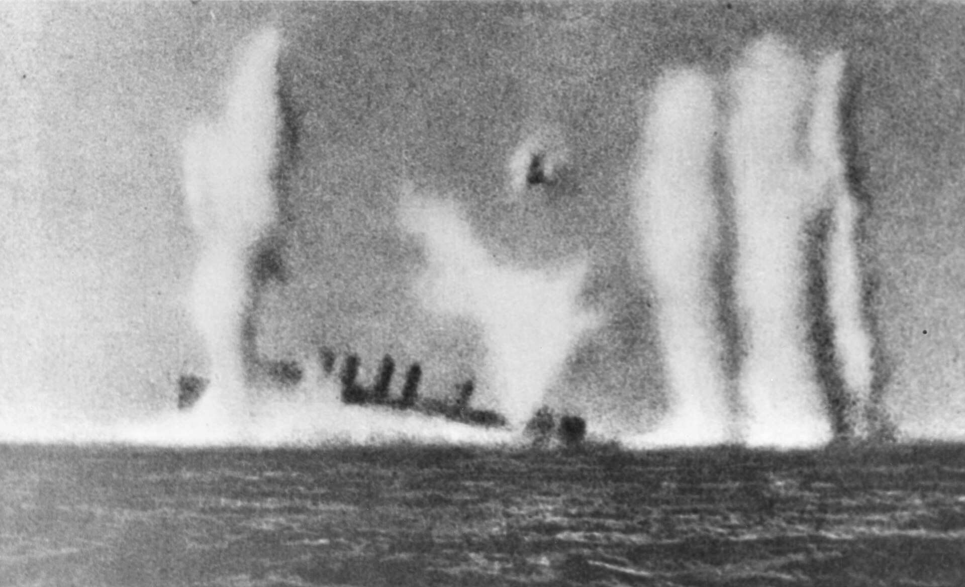 Edsall under fire, 1 March 1942