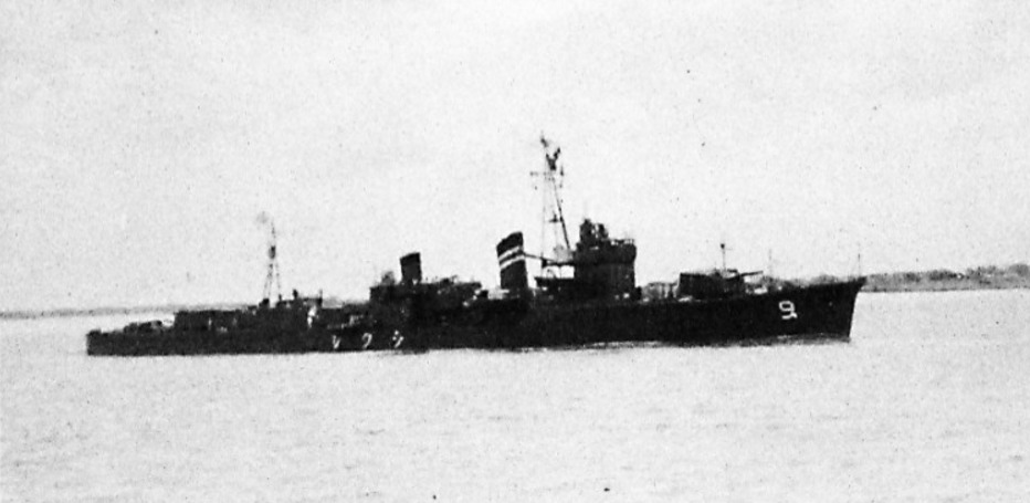 Shigure at Shanghai on 16 August 1937